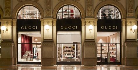 negozio gucci bambino roma|√ Elenco di tutti i negozi e punti vendita Gucci Roma .